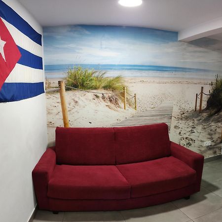 El Rinconcito Cubano En La Playa Apartment Almería Exterior foto