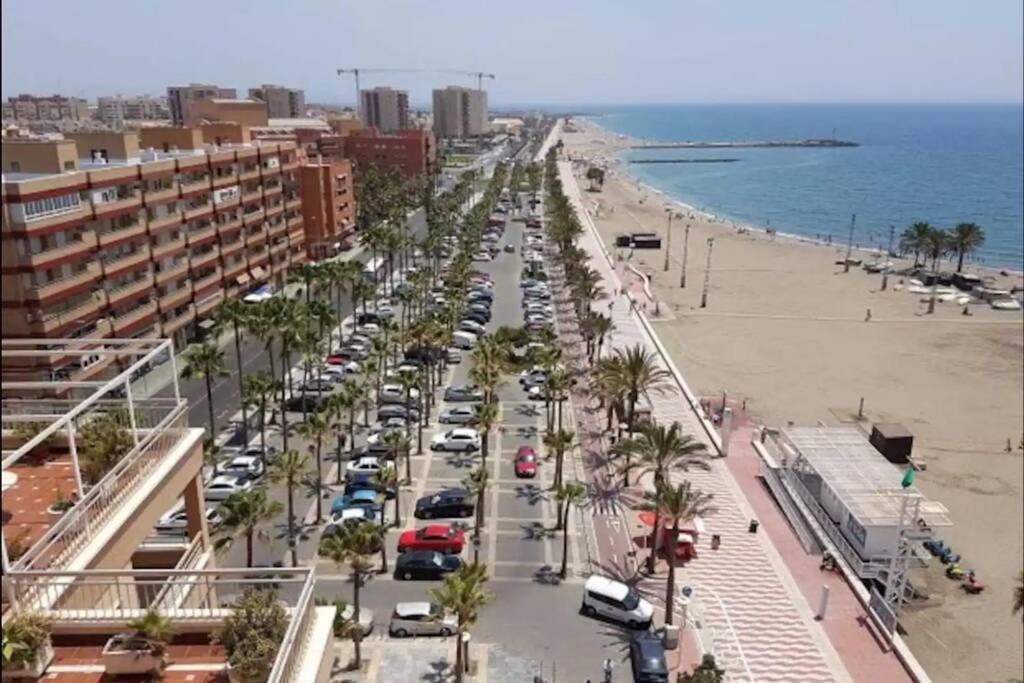 El Rinconcito Cubano En La Playa Apartment Almería Exterior foto