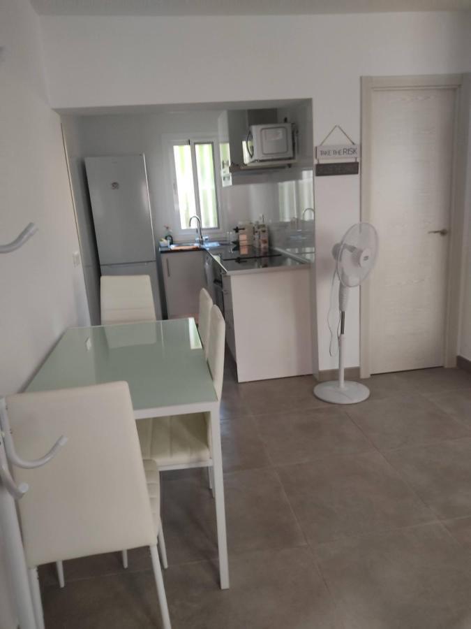 El Rinconcito Cubano En La Playa Apartment Almería Exterior foto